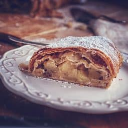 Apfelstrudel bagt i Airfryer østrig klassisk kage