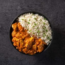 butter chicken lavet i airfryer med ris